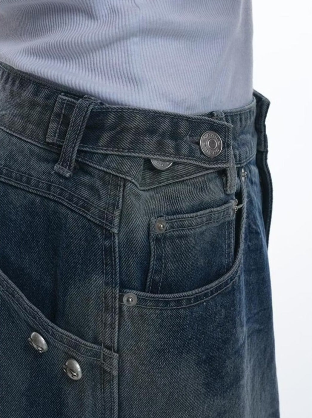 UNREGULAR WASHED DENIM PANTS